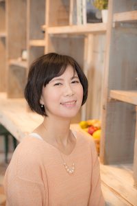 安谷屋まゆ子さん